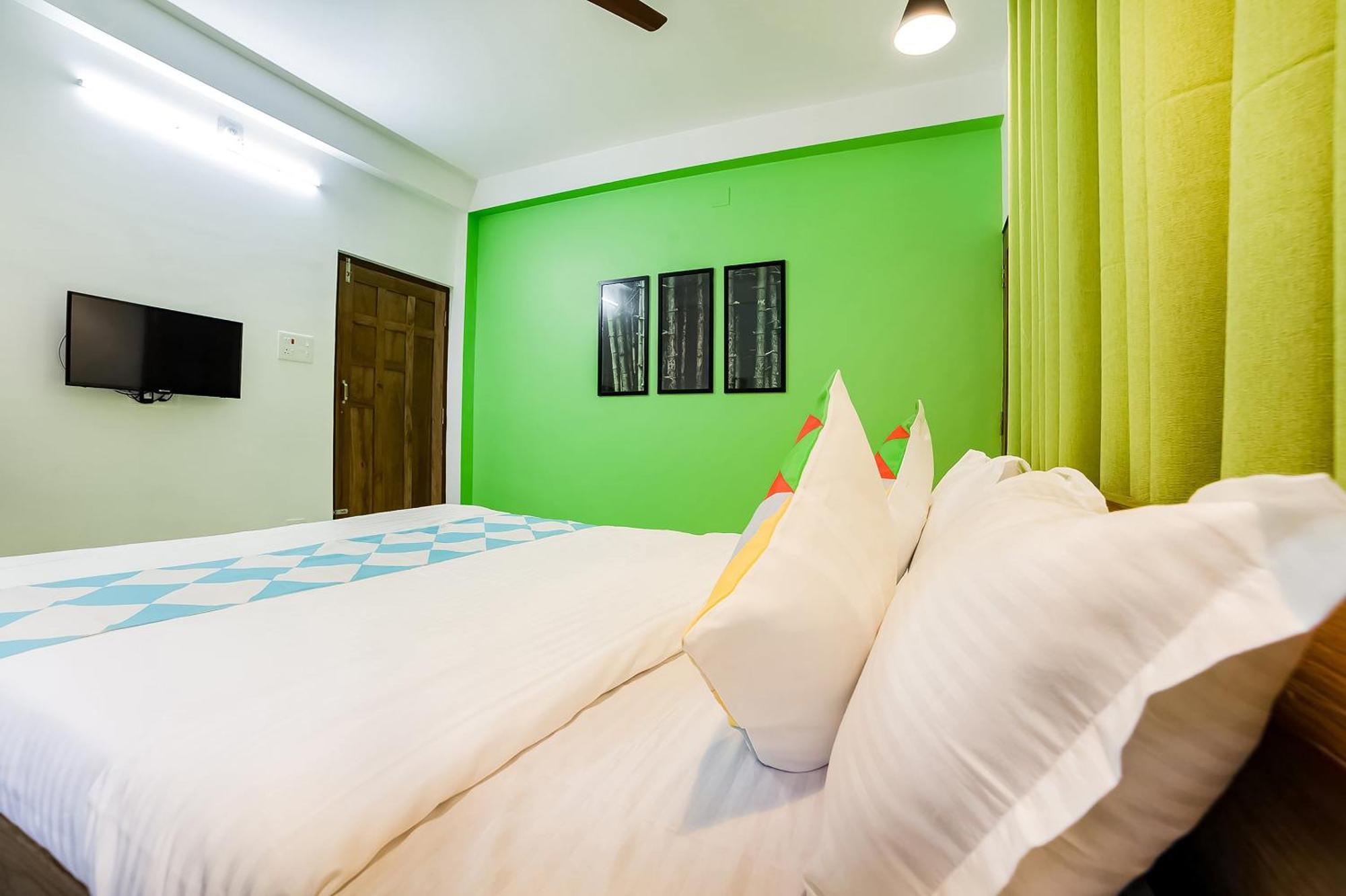 Hotel O Khan Basera Khandagiri Bagian luar foto