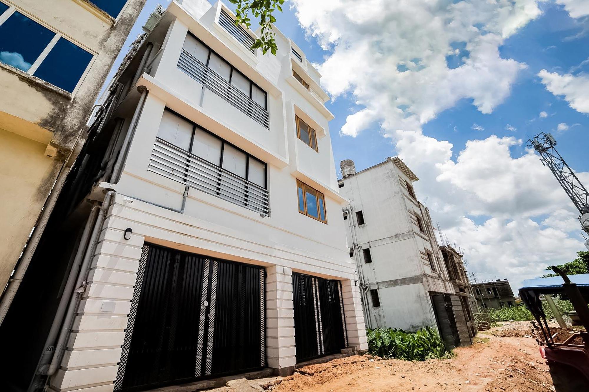 Hotel O Khan Basera Khandagiri Bagian luar foto
