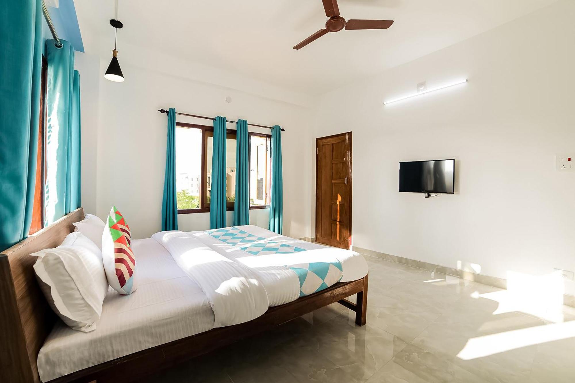 Hotel O Khan Basera Khandagiri Bagian luar foto